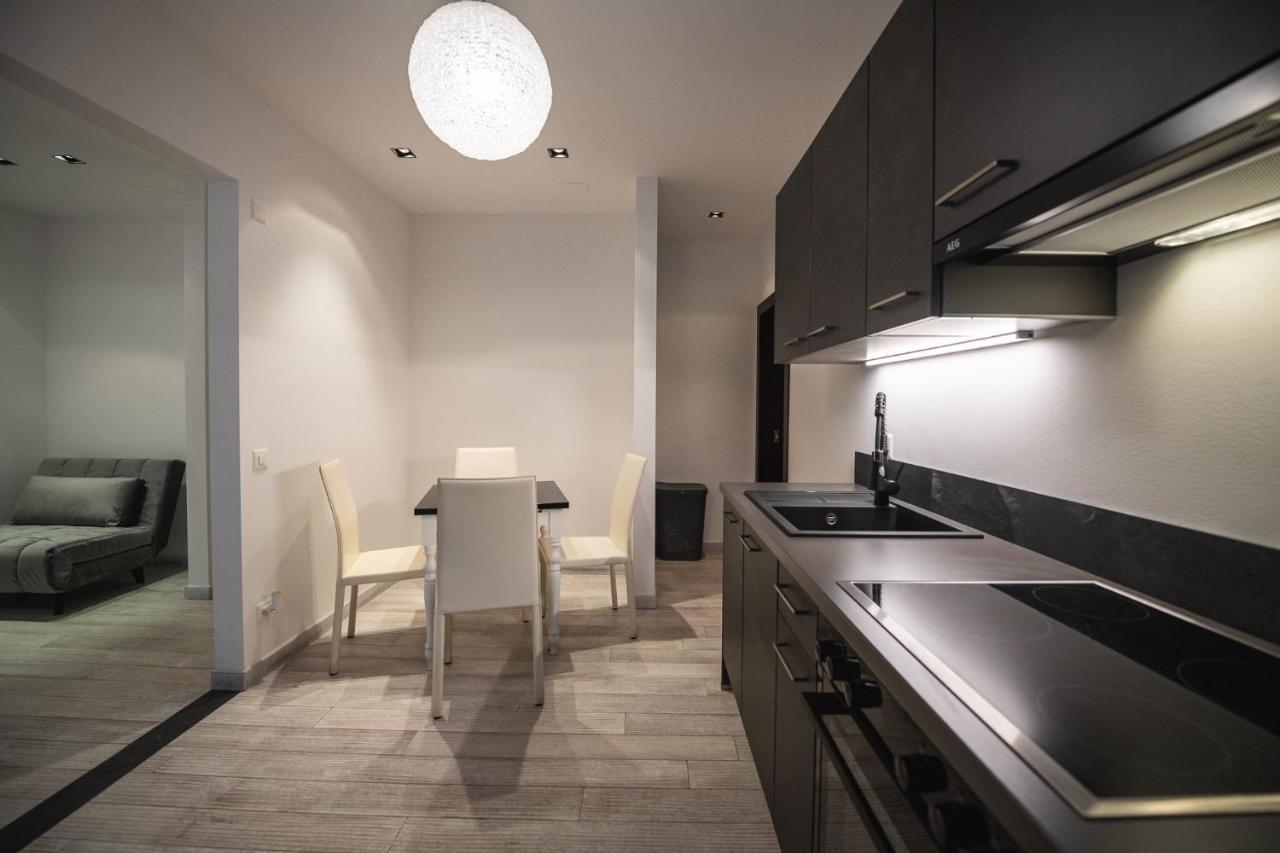 V Apartments Беллинцона Экстерьер фото